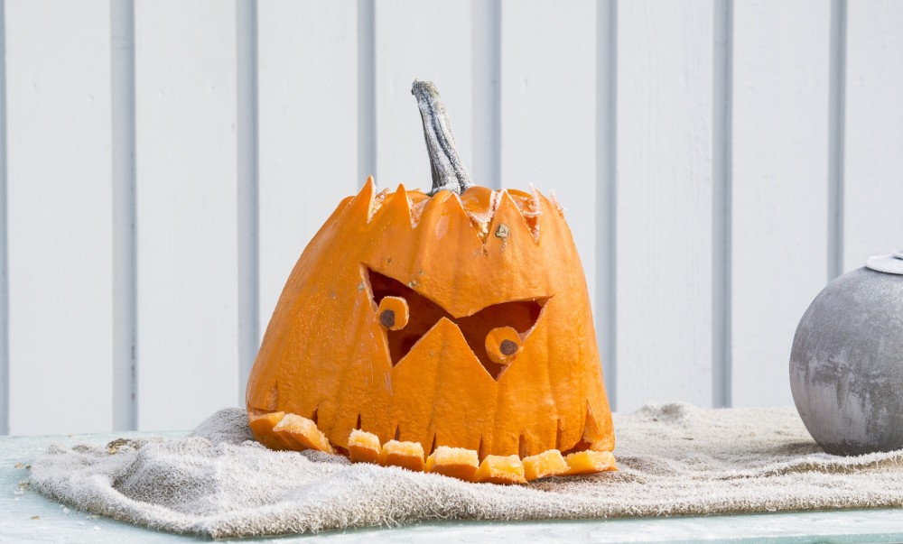 VIDEO Cum sa sculptezi un dovleac de Halloween 
